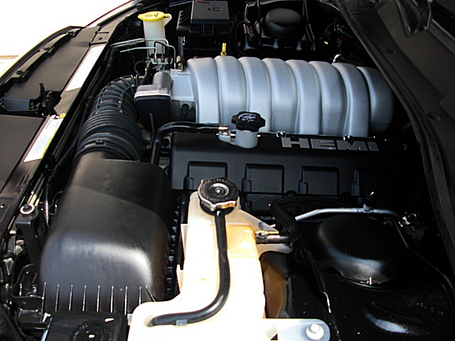 SRT8magBlk/1w33.JPG