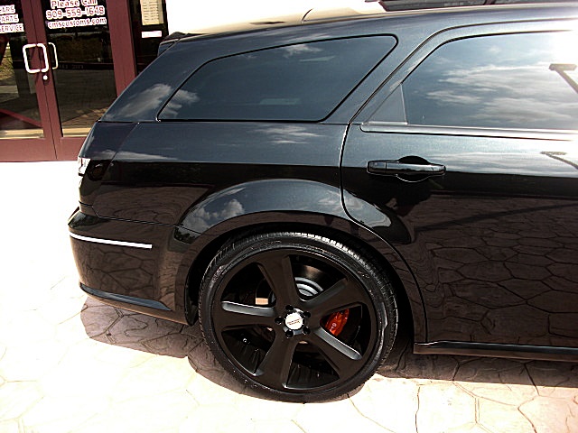 SRT8magBlk/1w56.JPG