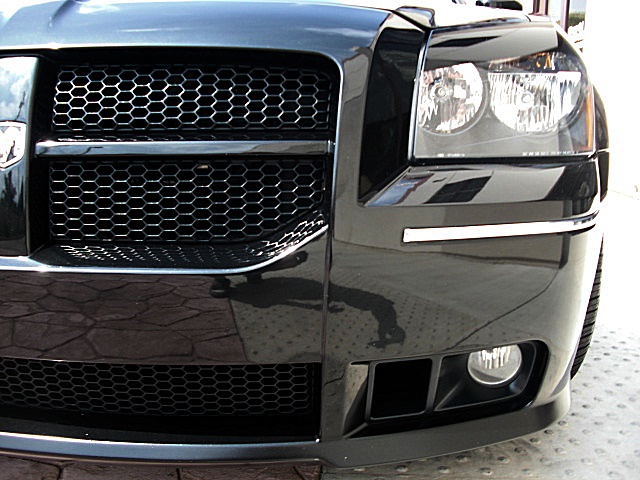 SRT8magBlk/1w56.JPG