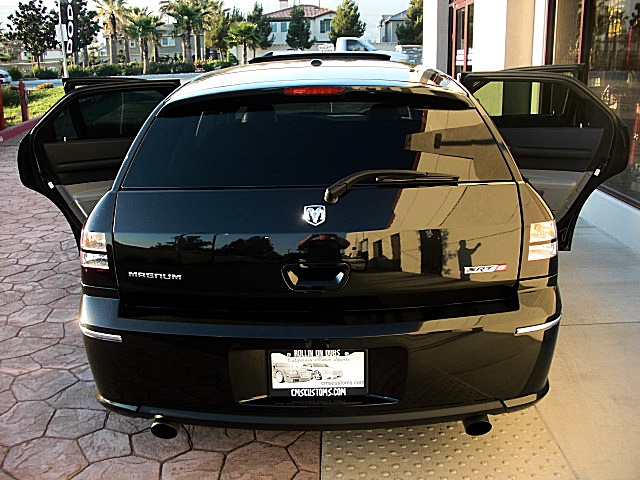 SRT8magBlk/1y27.JPG