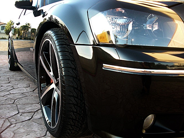 SRT8magBlk/1y40.JPG