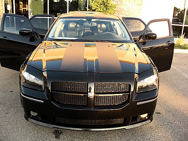 SRT8magBlk/new0539.JPG