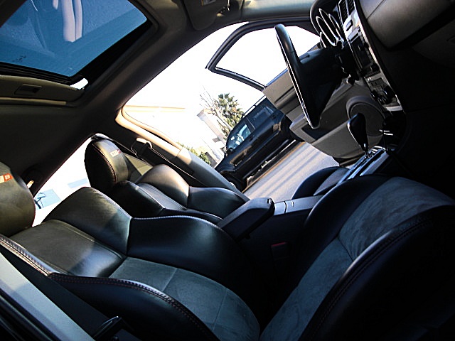 SRT8magBlk/new0512.JPG
