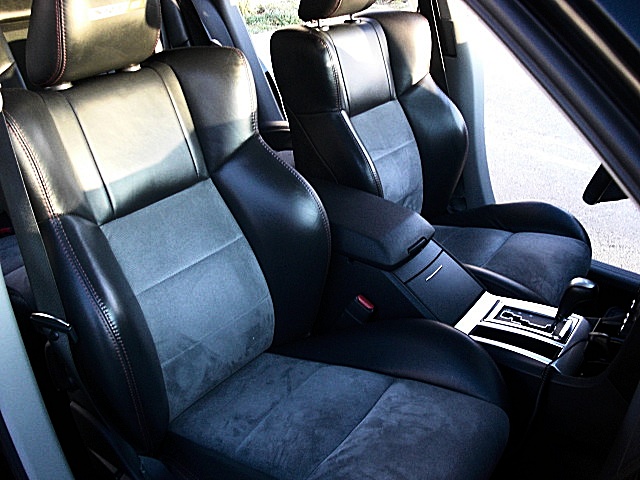 SRT8magBlk/new0512.JPG