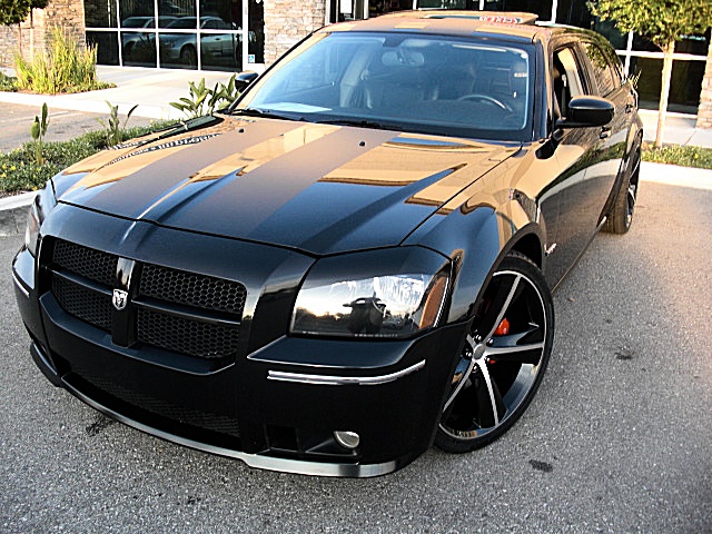 SRT8magBlk/new0539.JPG
