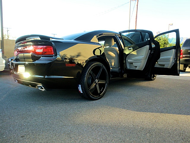 SXTchargerBLK13/26a30.JPG