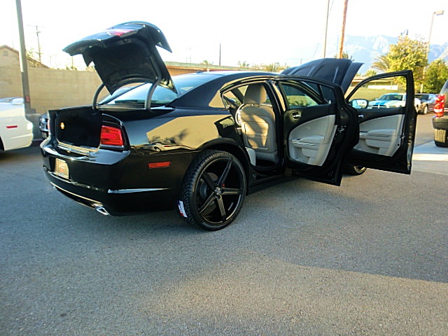 SXTchargerBLK13/26a30.JPG