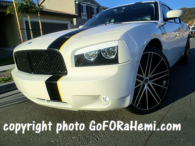 WHEELS/Chrysler300CBlk33.JPG